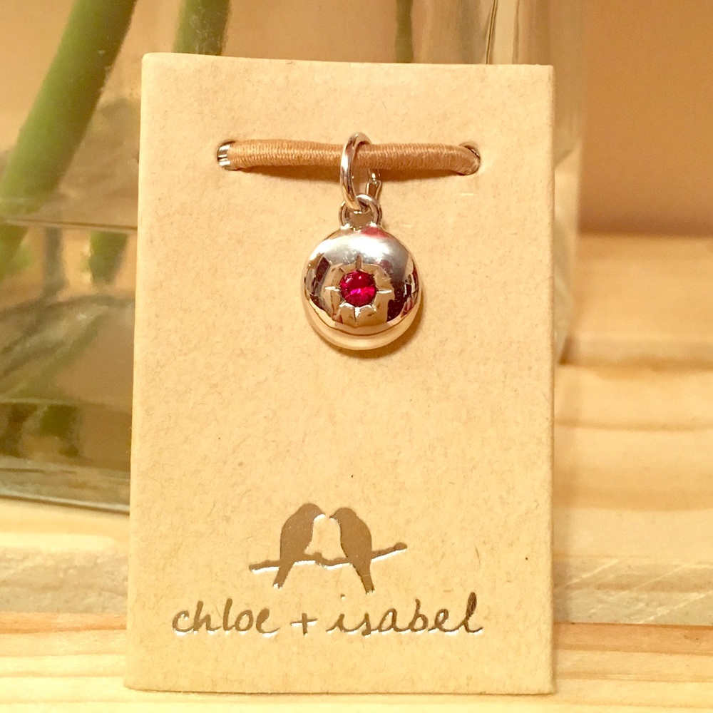 Petits Trésors Ruby Charm (JULY)